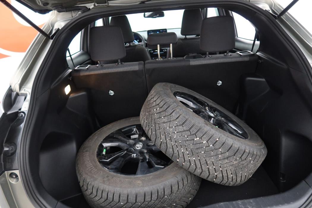 TOYOTA Yaris Cross 2025