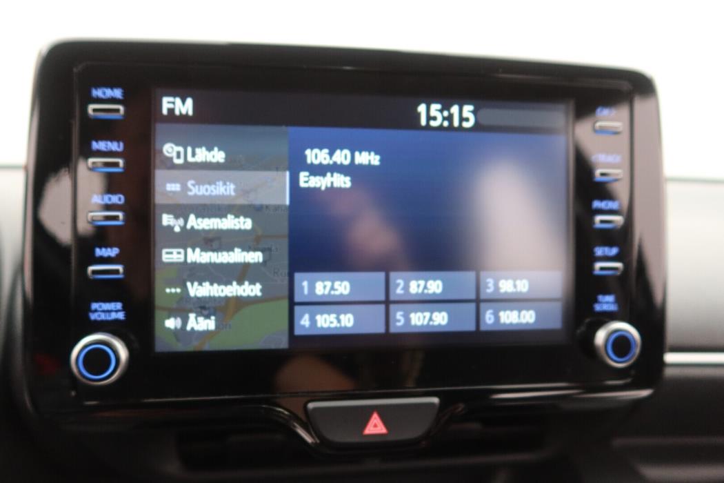 TOYOTA Yaris 2022