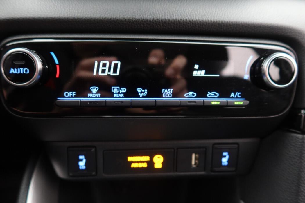 TOYOTA Yaris 2022