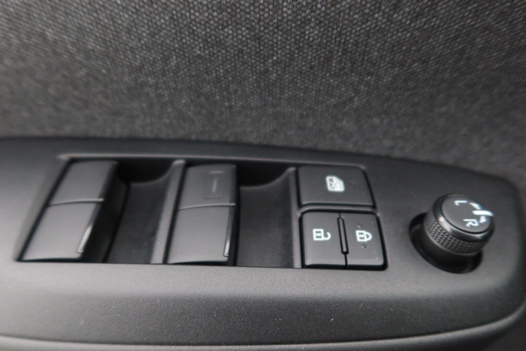 TOYOTA Yaris 2022