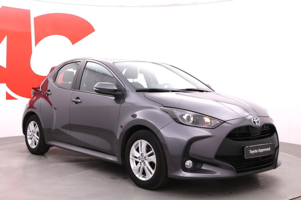 TOYOTA Yaris 2022