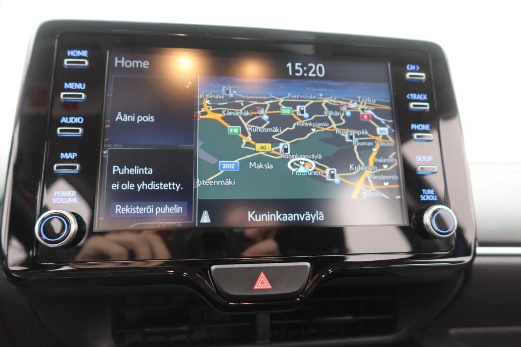 TOYOTA Yaris 2022