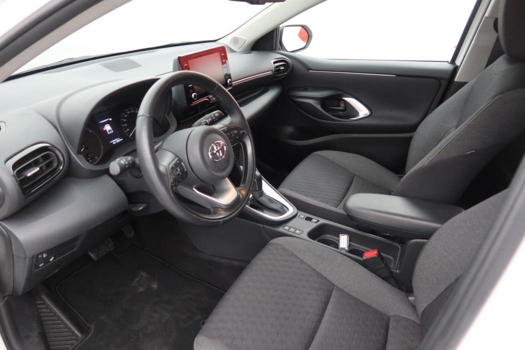 TOYOTA Yaris 2023