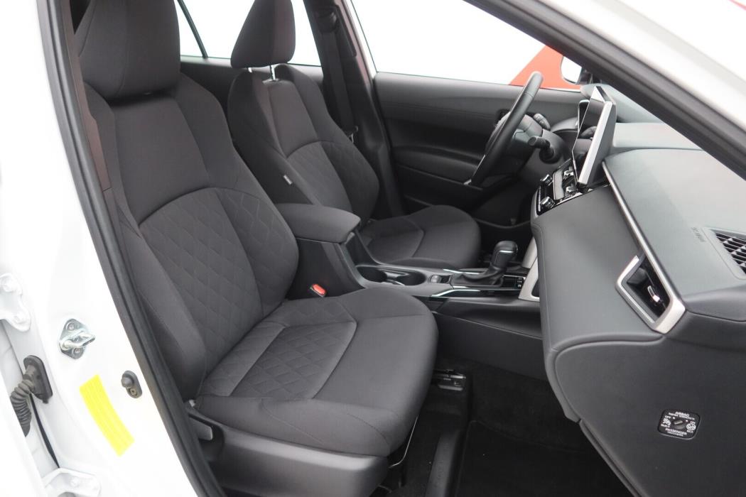 TOYOTA Corolla Cross 2024