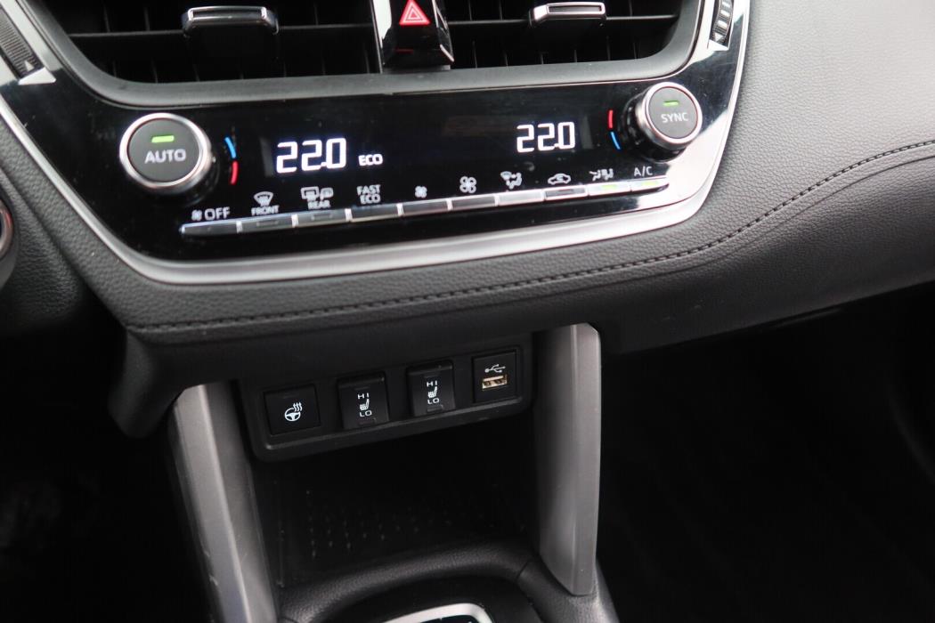 TOYOTA Corolla Cross 2024