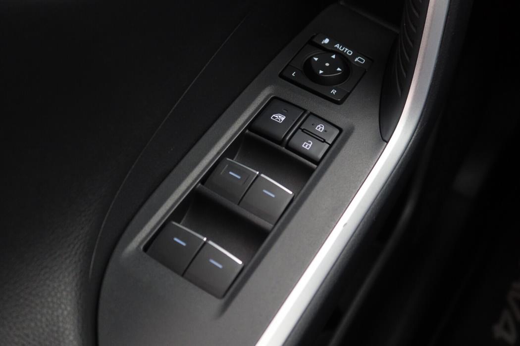 TOYOTA RAV4 Plug-in 2023