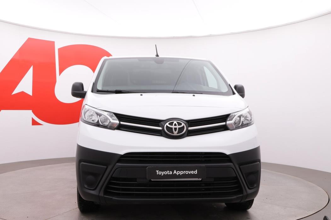 TOYOTA Proace 2024