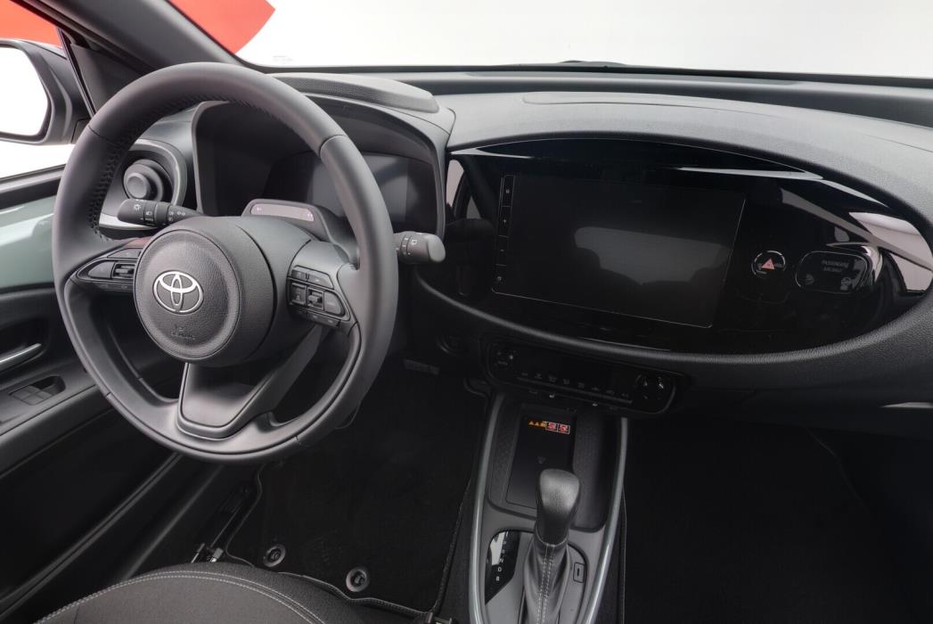 TOYOTA Aygo X 2026