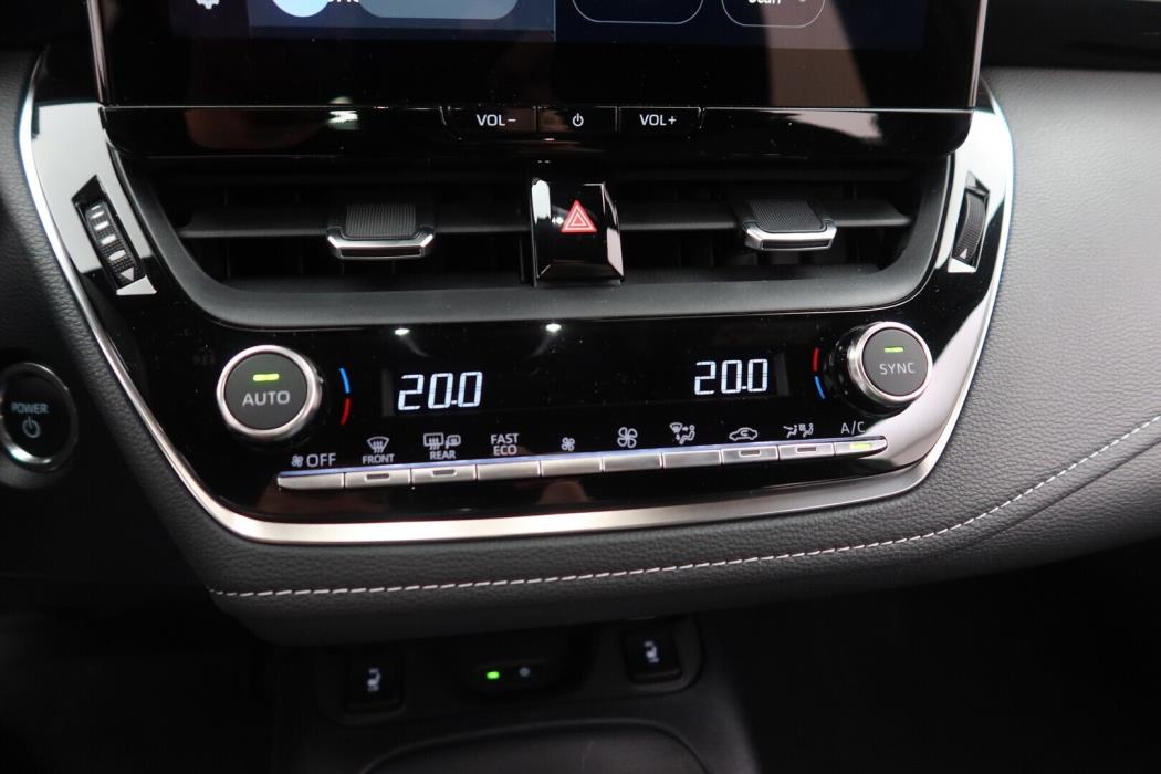 TOYOTA Corolla 2026