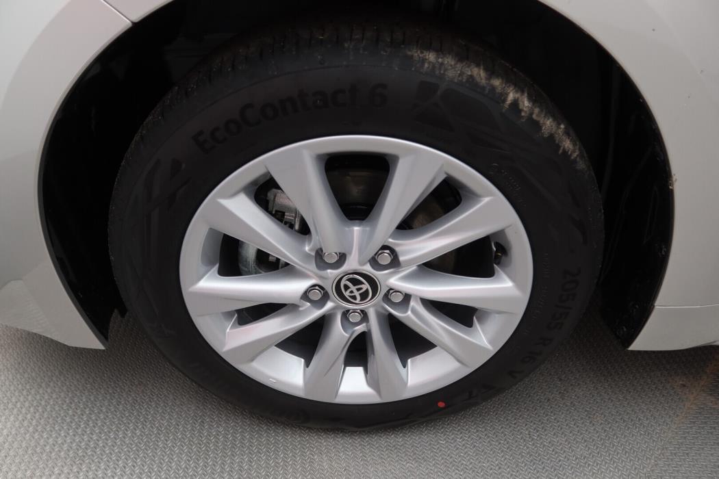 TOYOTA Corolla 2026
