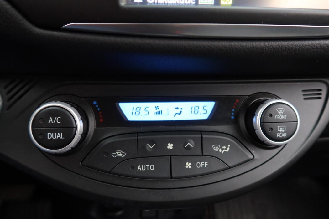 TOYOTA Yaris 2020