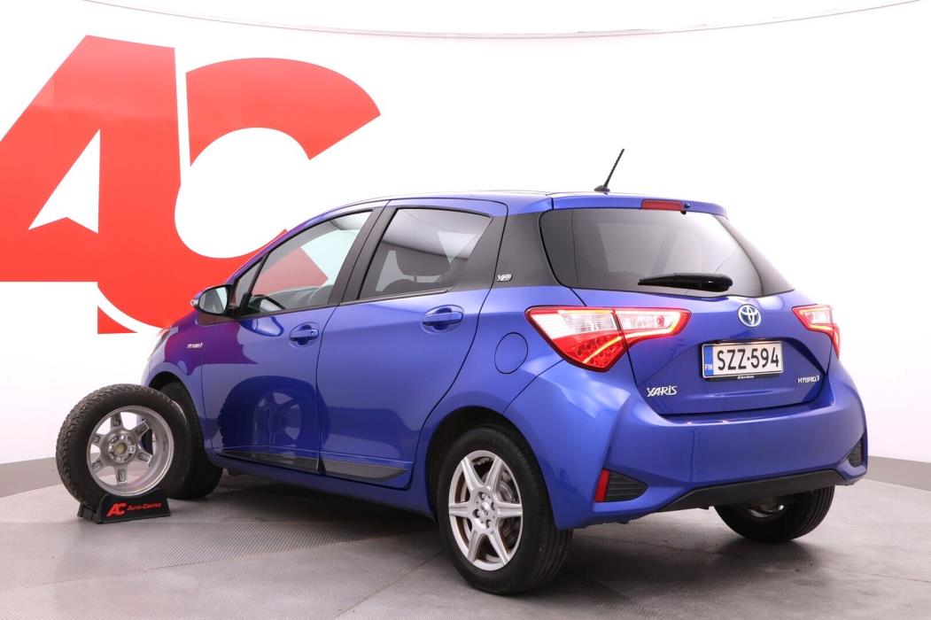 TOYOTA Yaris 2020
