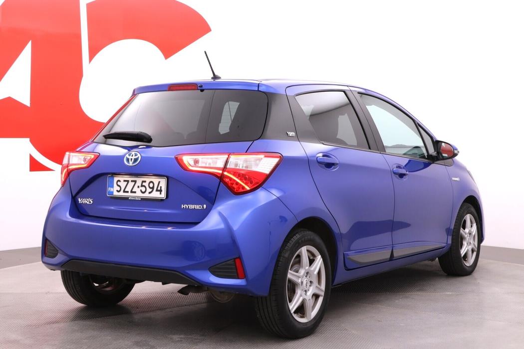 TOYOTA Yaris 2020