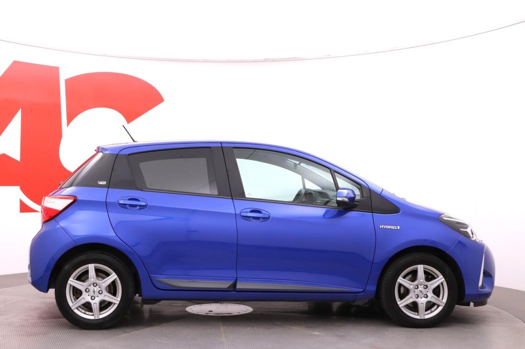 TOYOTA Yaris 2020