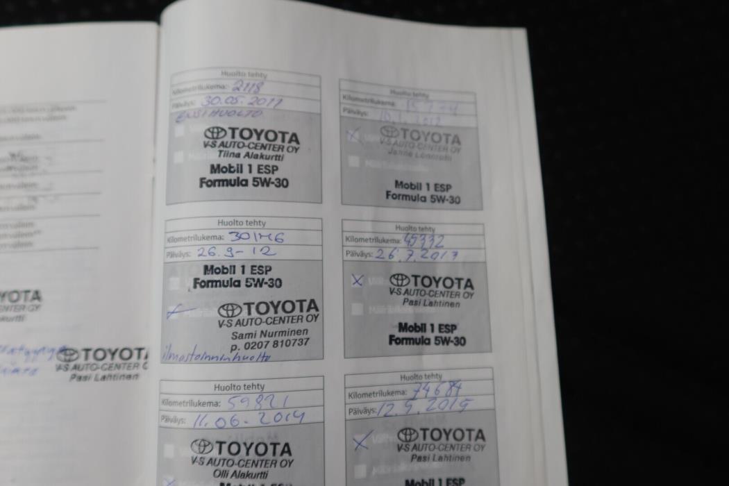 TOYOTA Yaris 2011