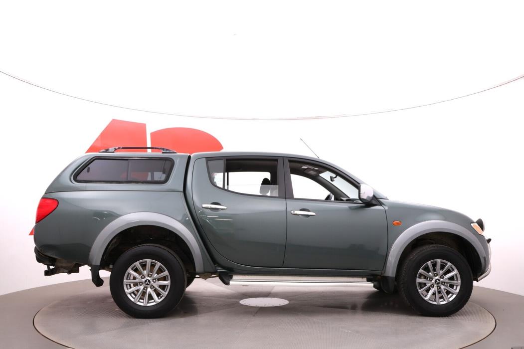 MITSUBISHI L200 2009