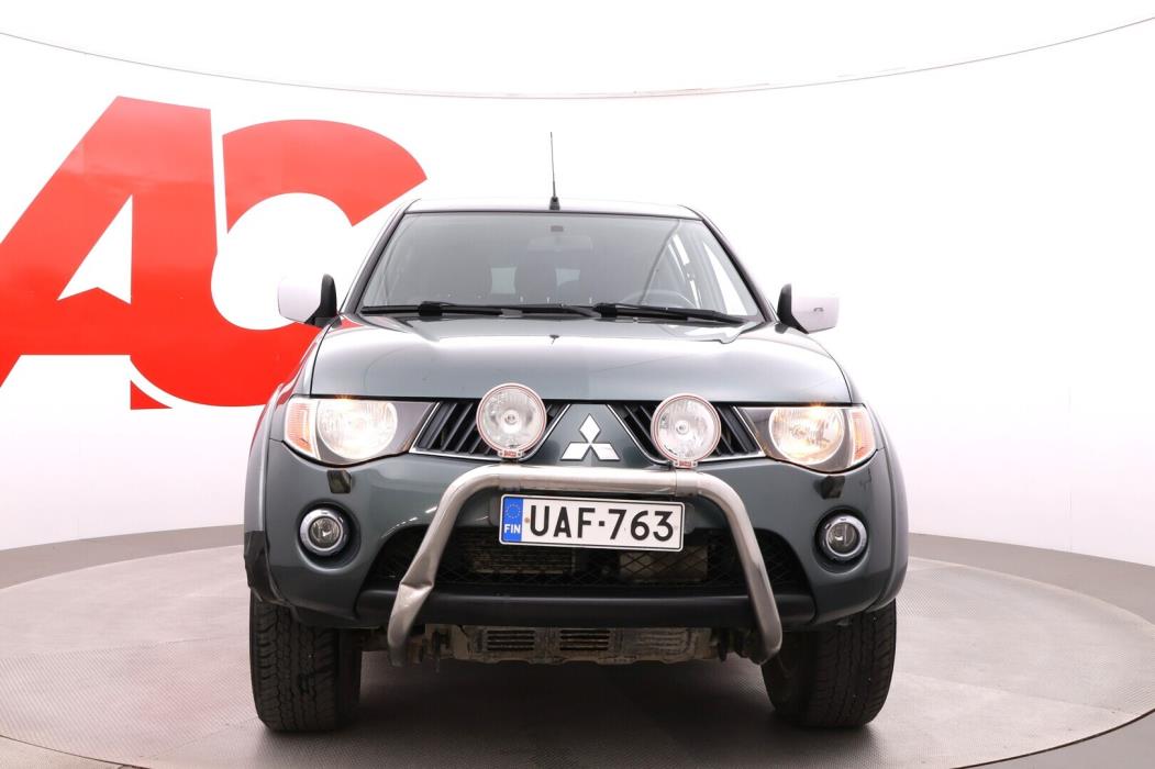 MITSUBISHI L200 2009