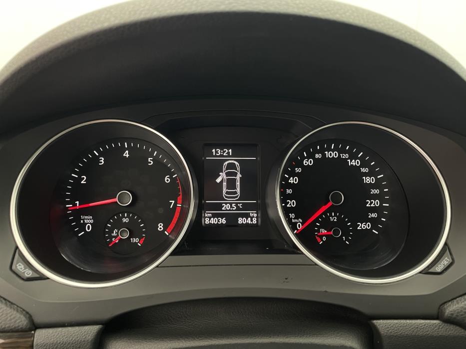 VOLKSWAGEN Jetta 2017