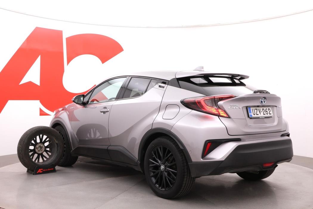 TOYOTA C-HR 2017