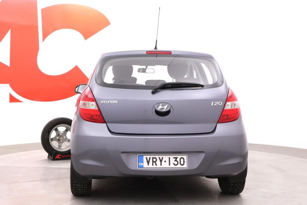 HYUNDAI i20 2010