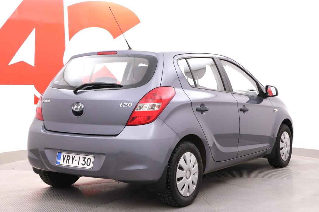 HYUNDAI i20 2010