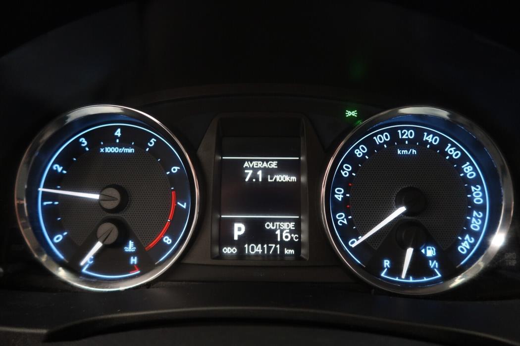 TOYOTA Corolla 2014