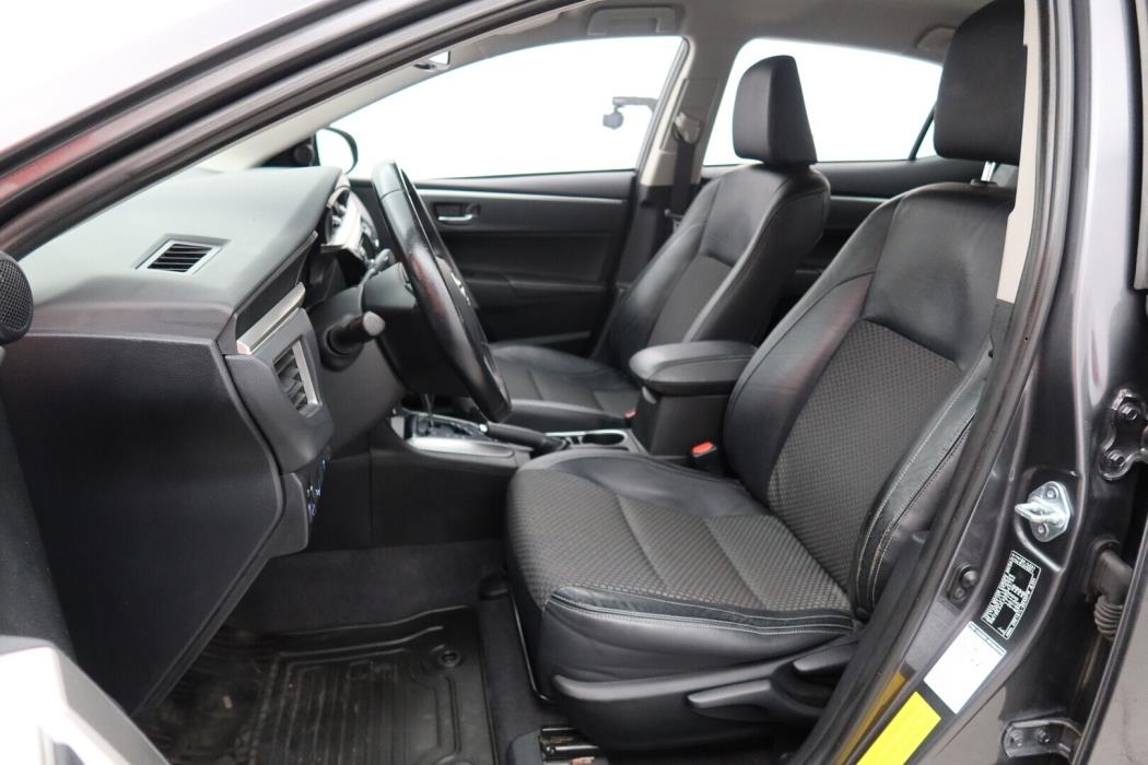 TOYOTA Corolla 2014