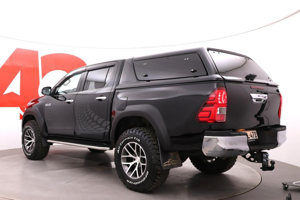 TOYOTA Hilux 2018
