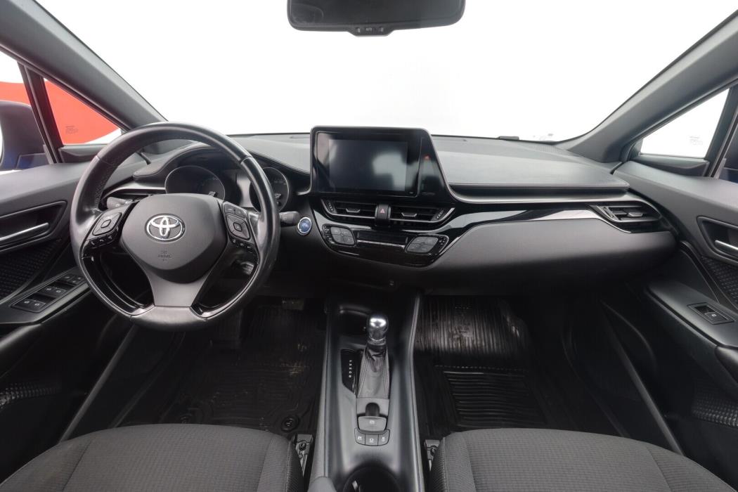 TOYOTA C-HR 2018