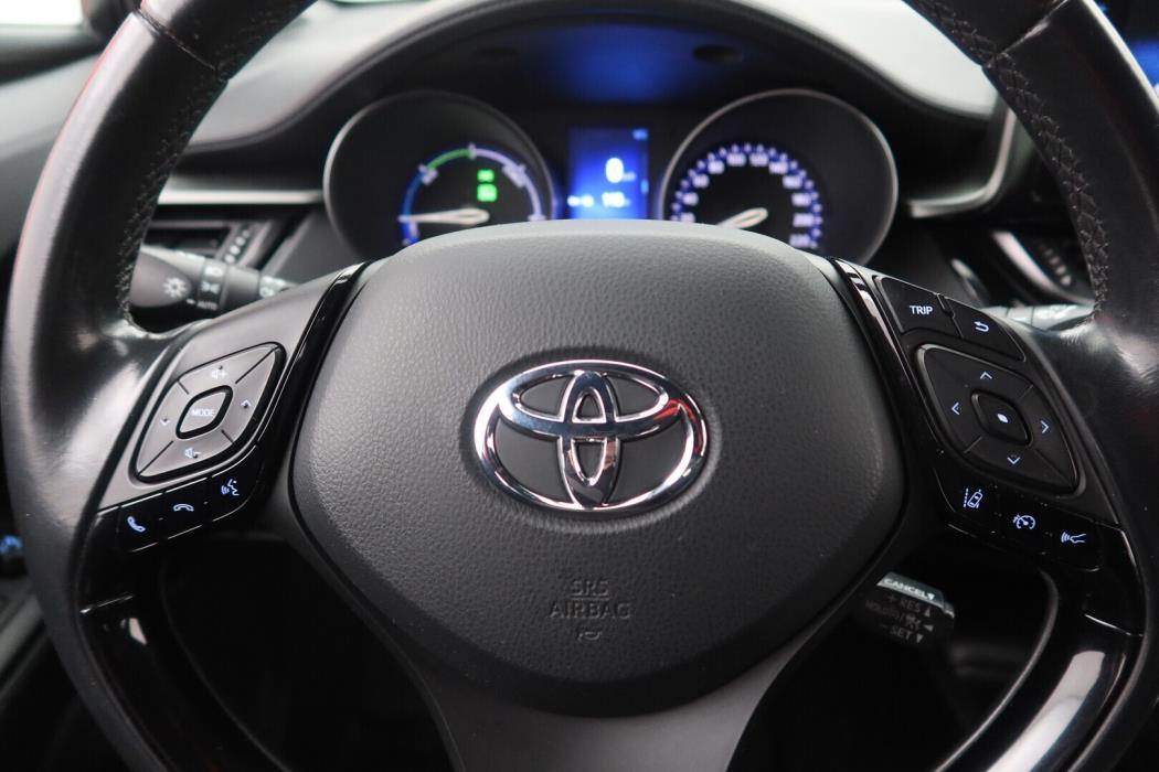 TOYOTA C-HR 2018