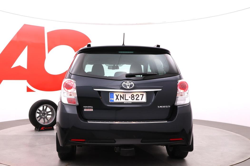TOYOTA Verso 2014