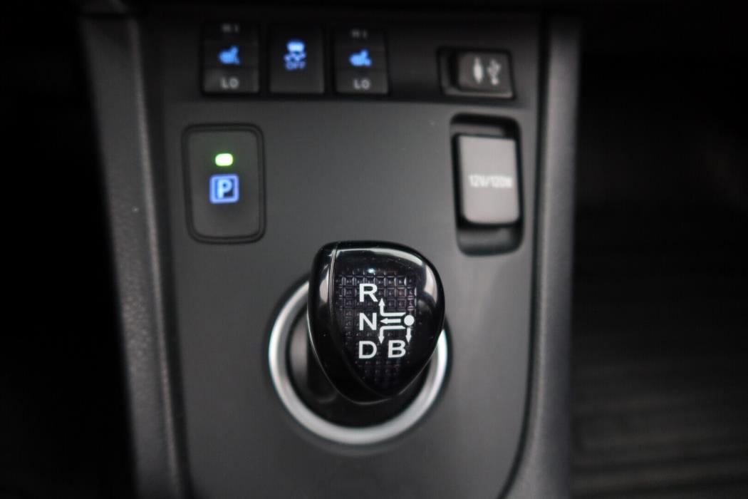 TOYOTA Auris 2018