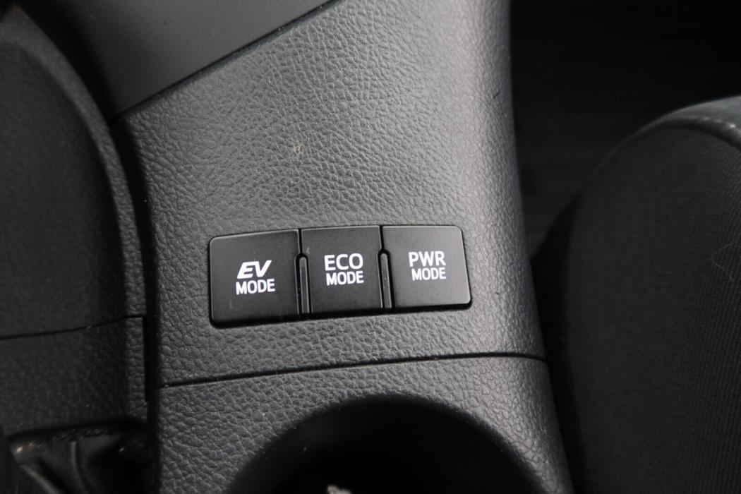 TOYOTA Auris 2018