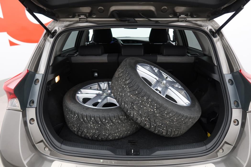 TOYOTA Auris 2018