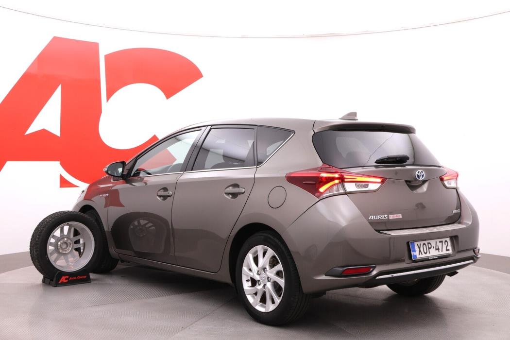 TOYOTA Auris 2018