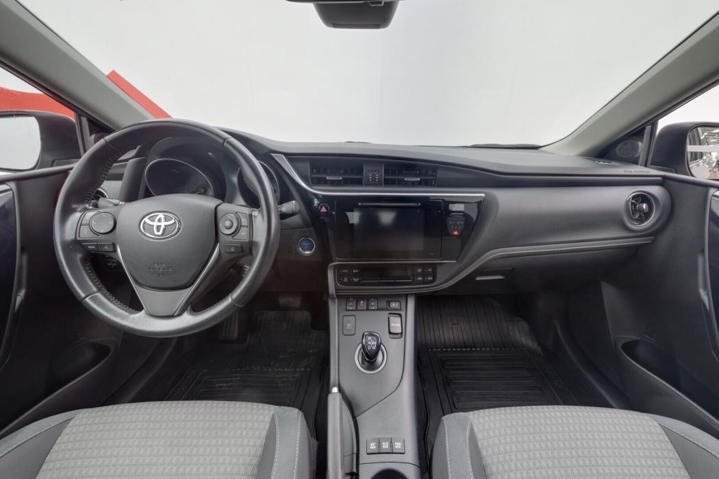 TOYOTA Auris 2018