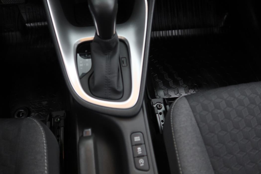 TOYOTA Yaris 2024