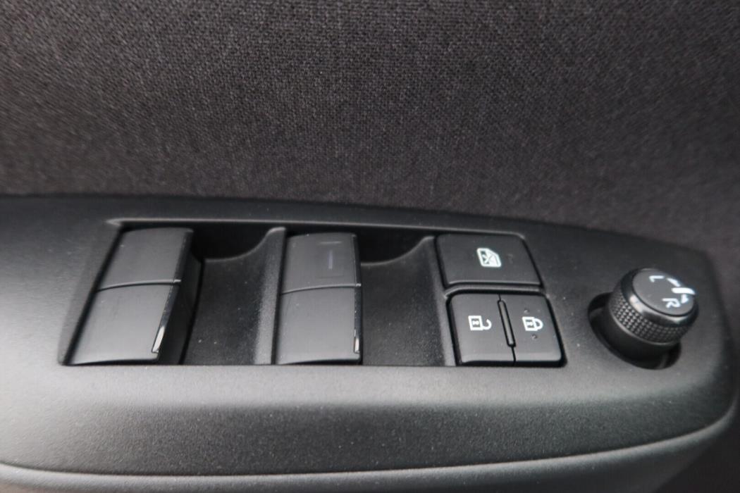 TOYOTA Yaris 2024