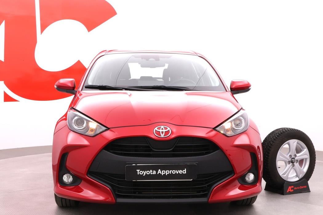 TOYOTA Yaris 2024