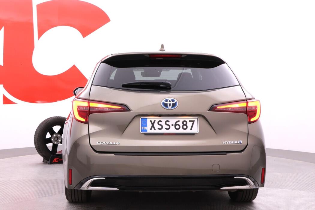 TOYOTA Corolla 2024