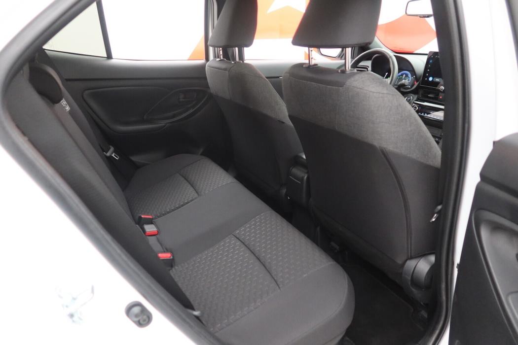 TOYOTA Yaris Cross 2024