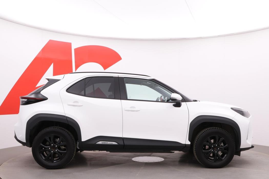 TOYOTA Yaris Cross 2024