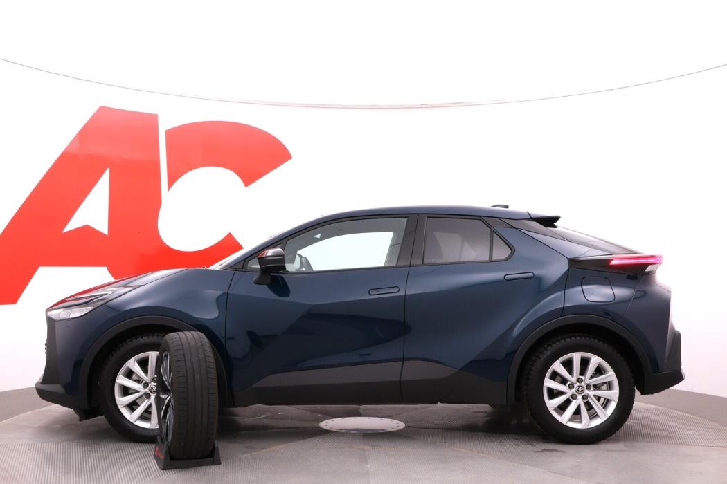 TOYOTA C-HR 2024