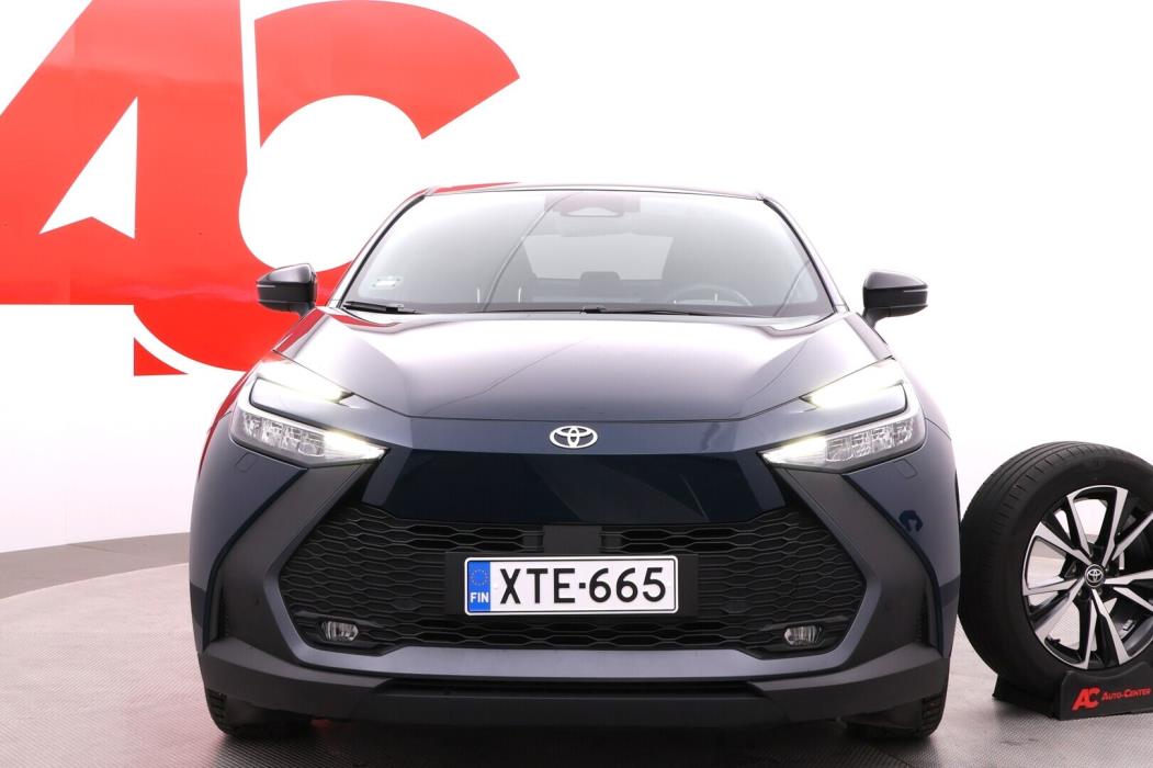 TOYOTA C-HR 2024