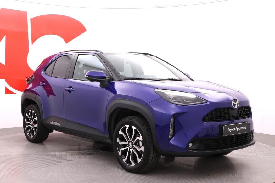 TOYOTA Yaris Cross 2025