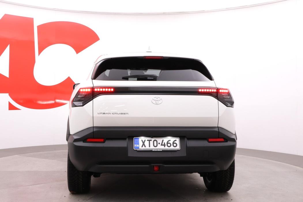 TOYOTA Urban Cruiser 2026