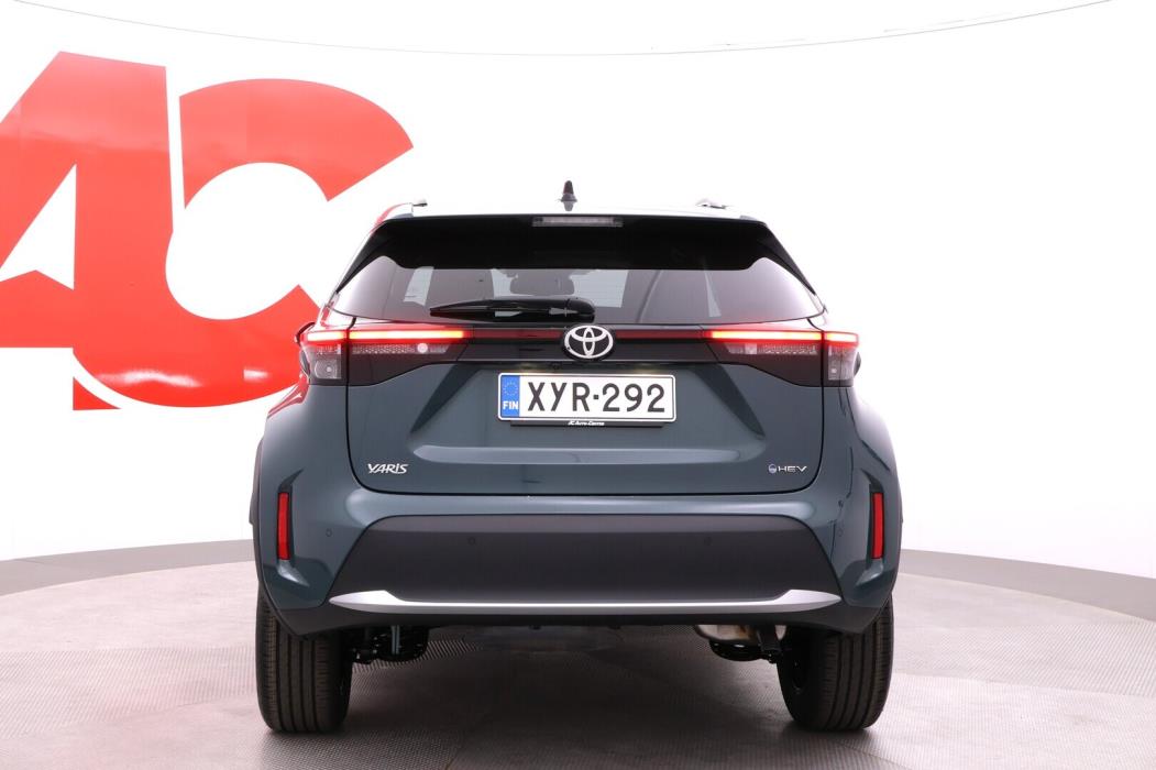 TOYOTA Yaris Cross 2025