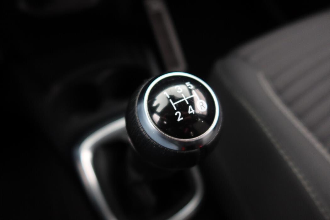 TOYOTA Yaris 2018