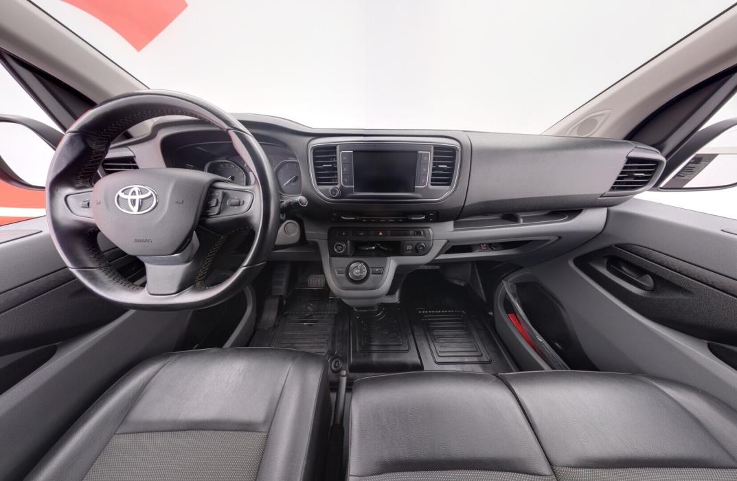 TOYOTA Proace 2022