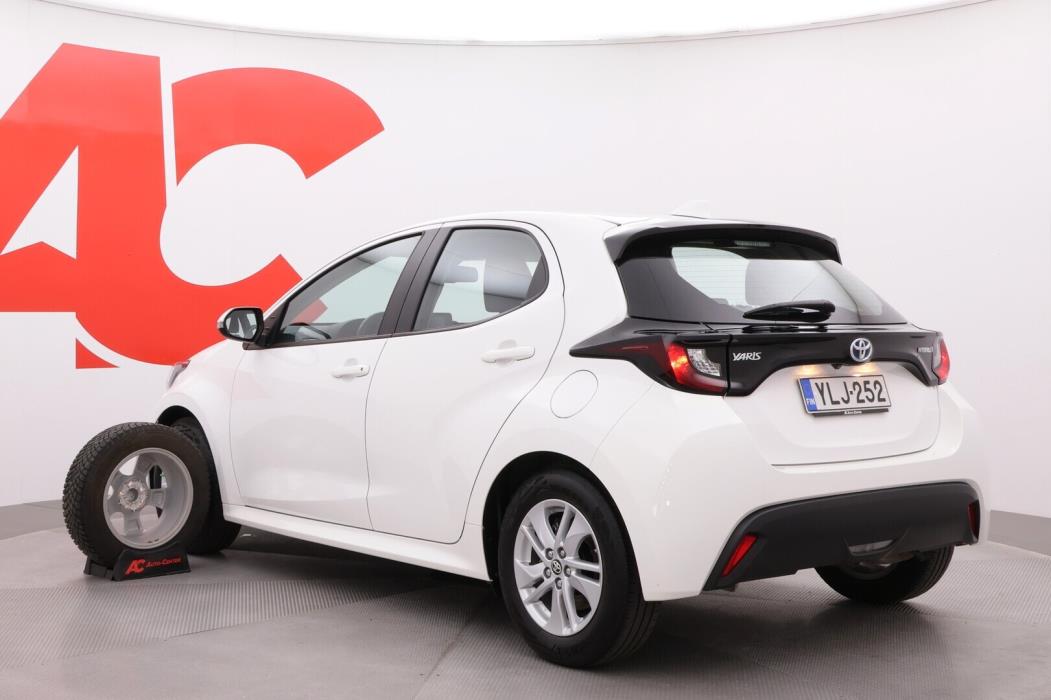 TOYOTA Yaris 2022